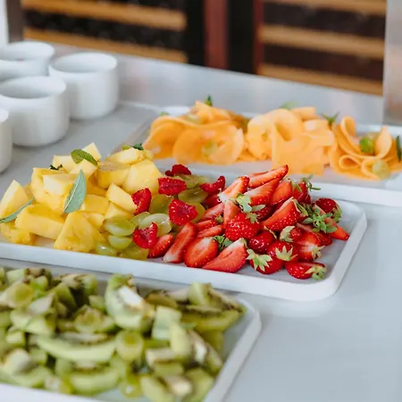 塞兹圣托贝酒店 酒店 圣特罗佩