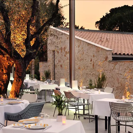 塞兹圣托贝酒店 5*