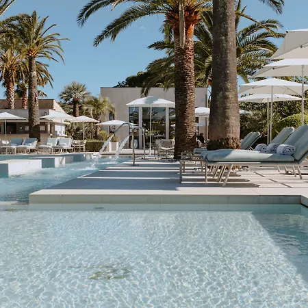 セズ サン トロペ ホテル