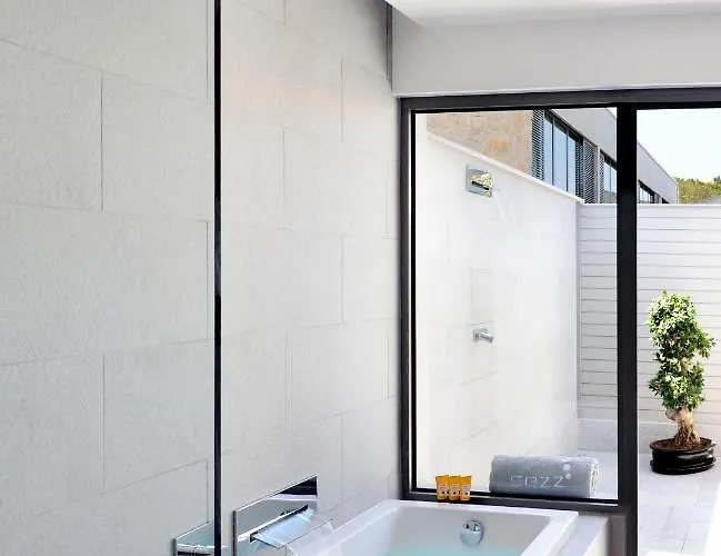 Готель Sezz 5*